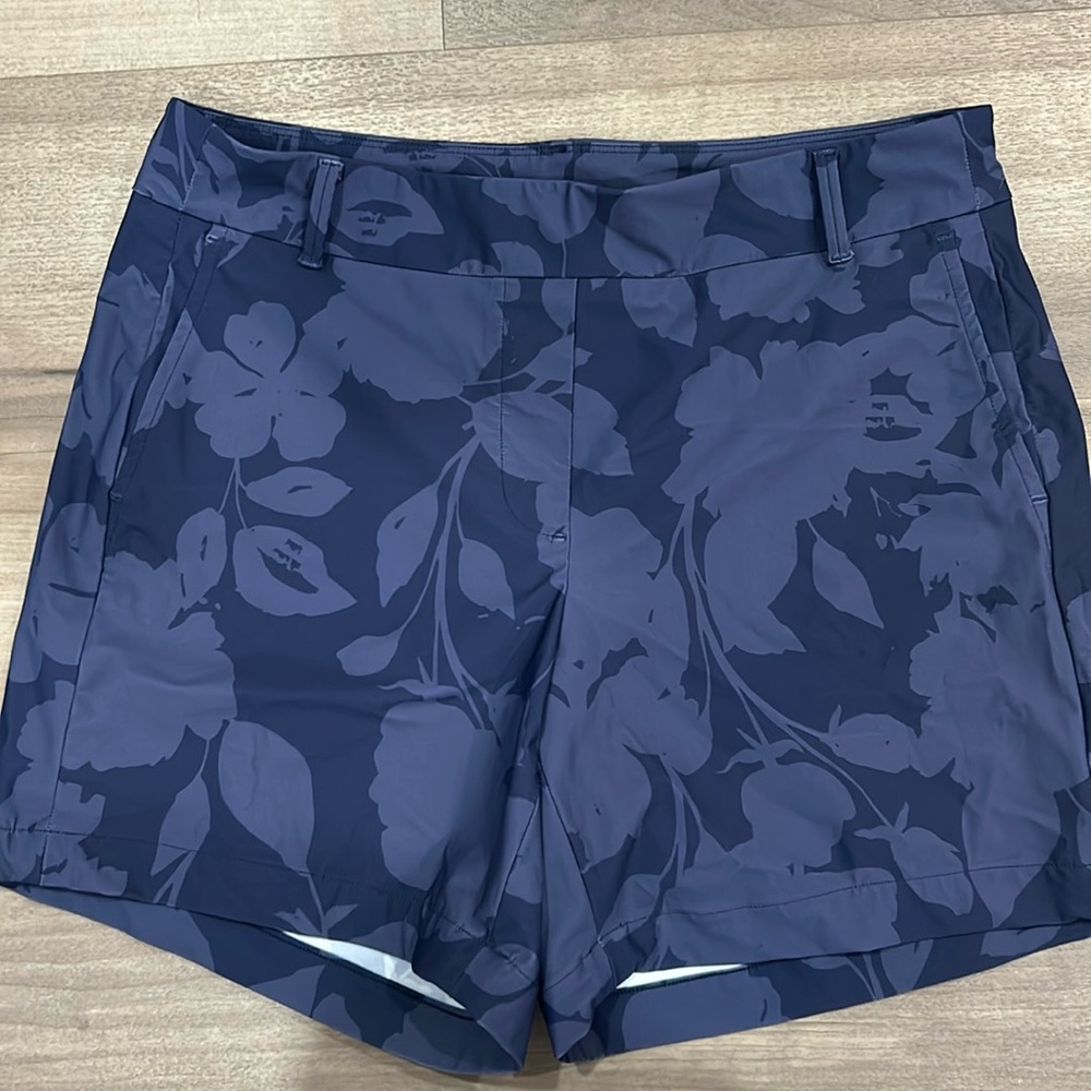 Spanx M short, worn 1 time